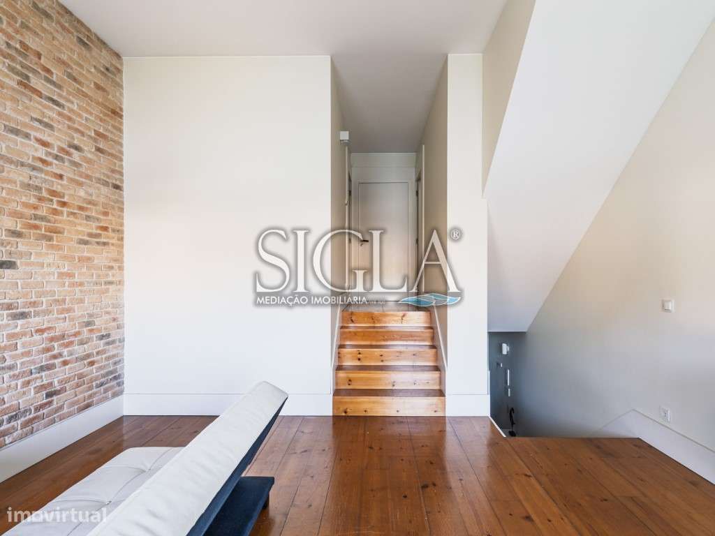 Apartamento T2 Triplex na margem fluvial de Gaia com vista rio - Grande imagem: 4/26