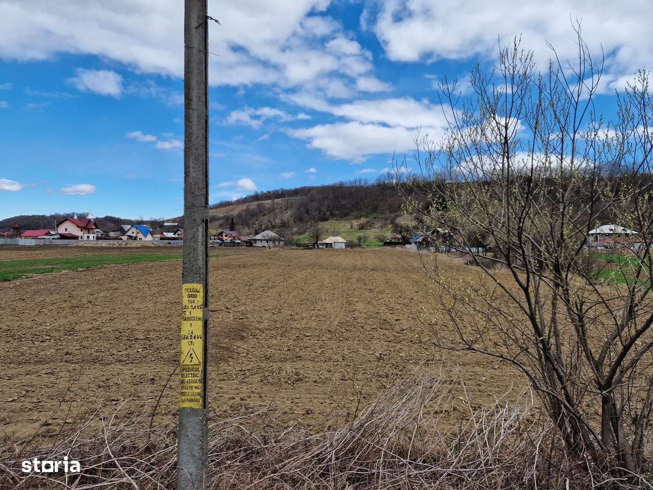 Teren intravilan in Sanduleni/Bacau de vanzare - Imagine principală: 5/20