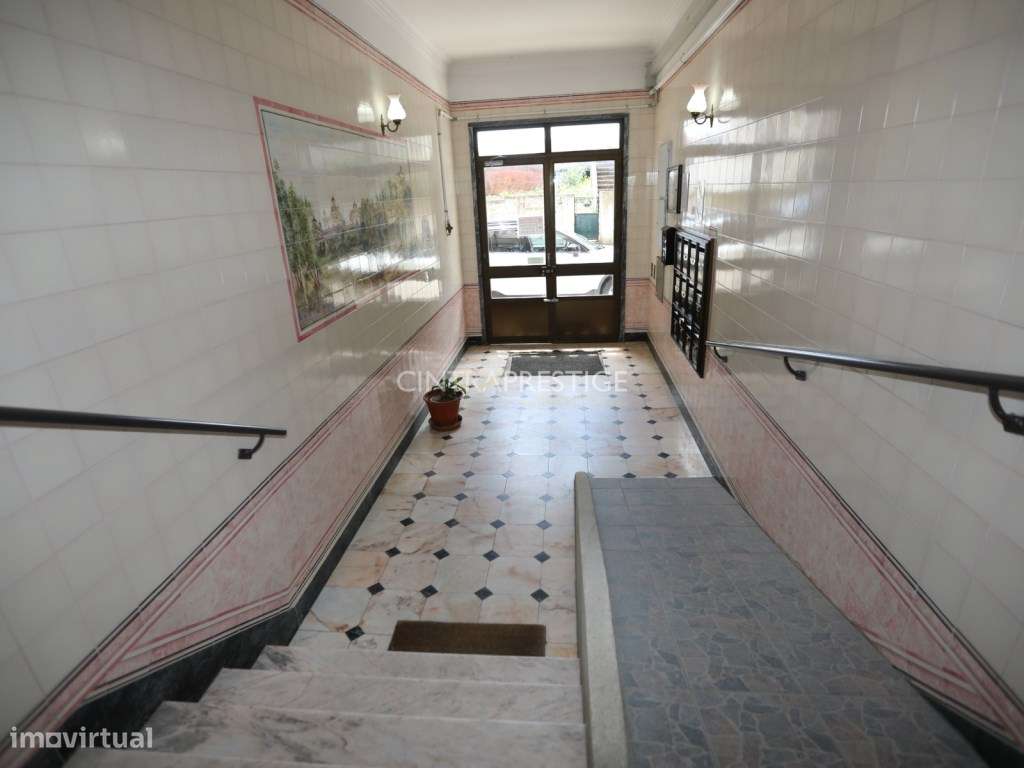 T2 Totalmente Remodelado com Terraço de 20 m² - Algueirão-Mem Martins-32
