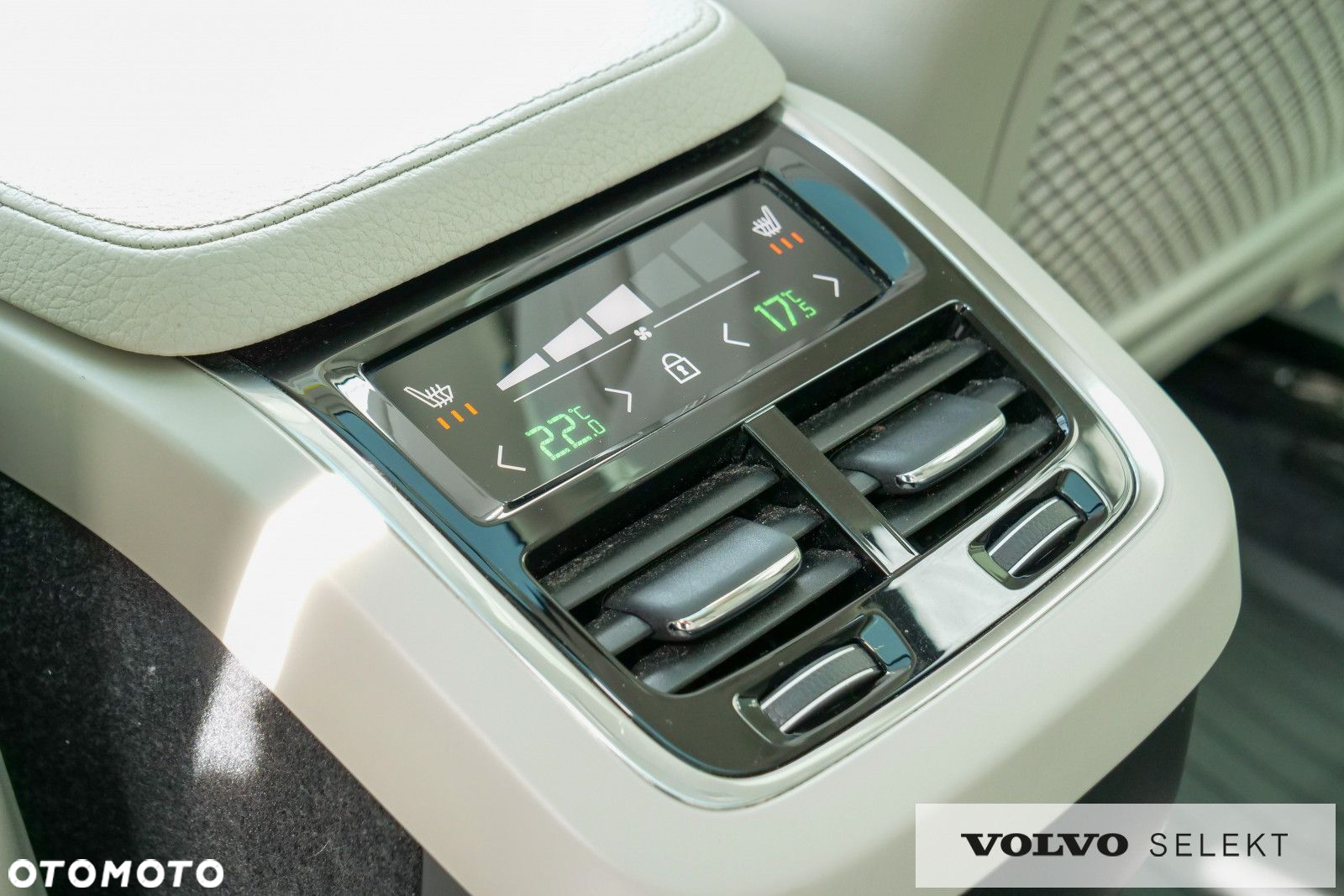 Volvo XC 90 - 19