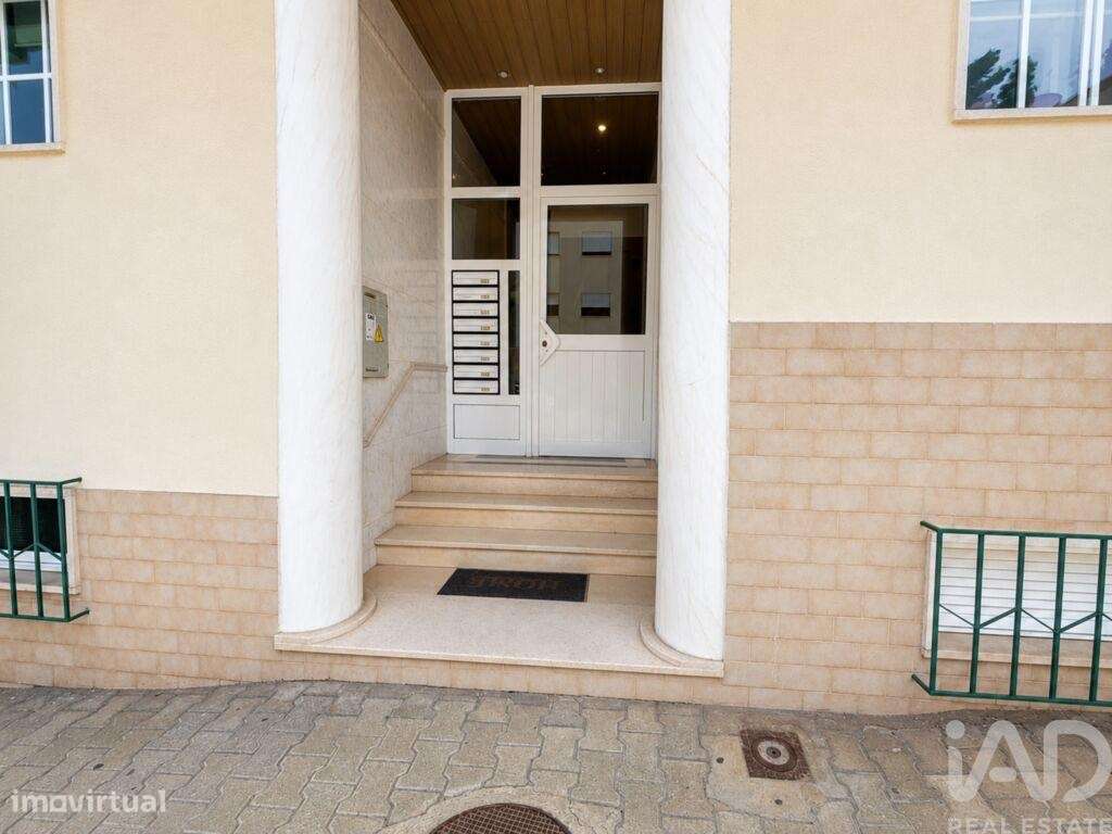 Apartamento T4 em Amora de 122 m2-33