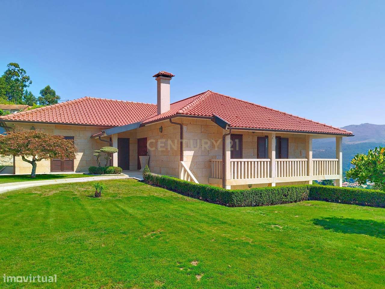 Luxuosa Moradia com Vista Panorâmica em Arcos de Valdevez-25