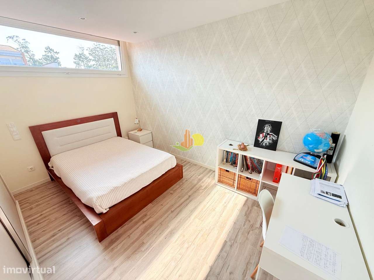 T4+1 Duplex com garagem dupla e terraço privativo-33