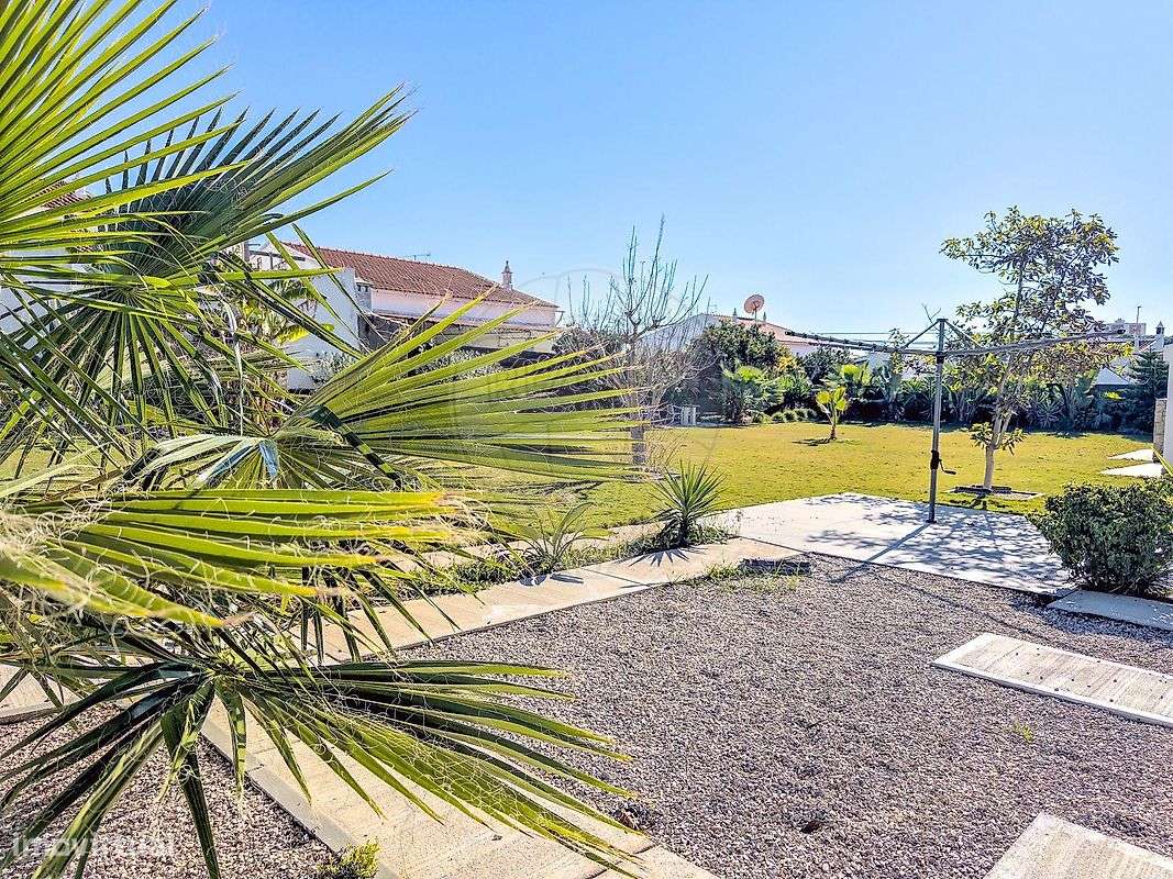 Moradia T5 para venda-6