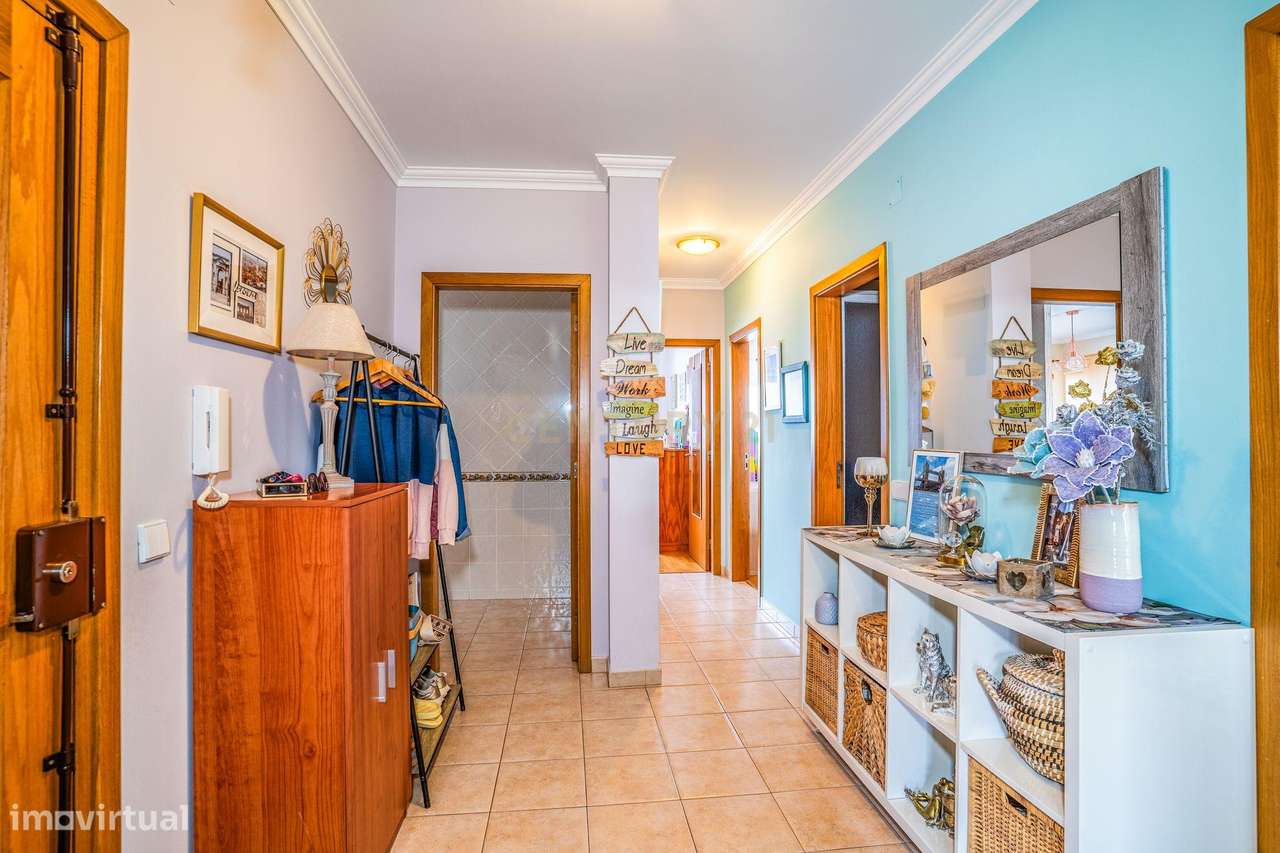 Apartamento T3 com elevador e garagem fechada em Caldas da Rainha! - Grande imagem: 4/24