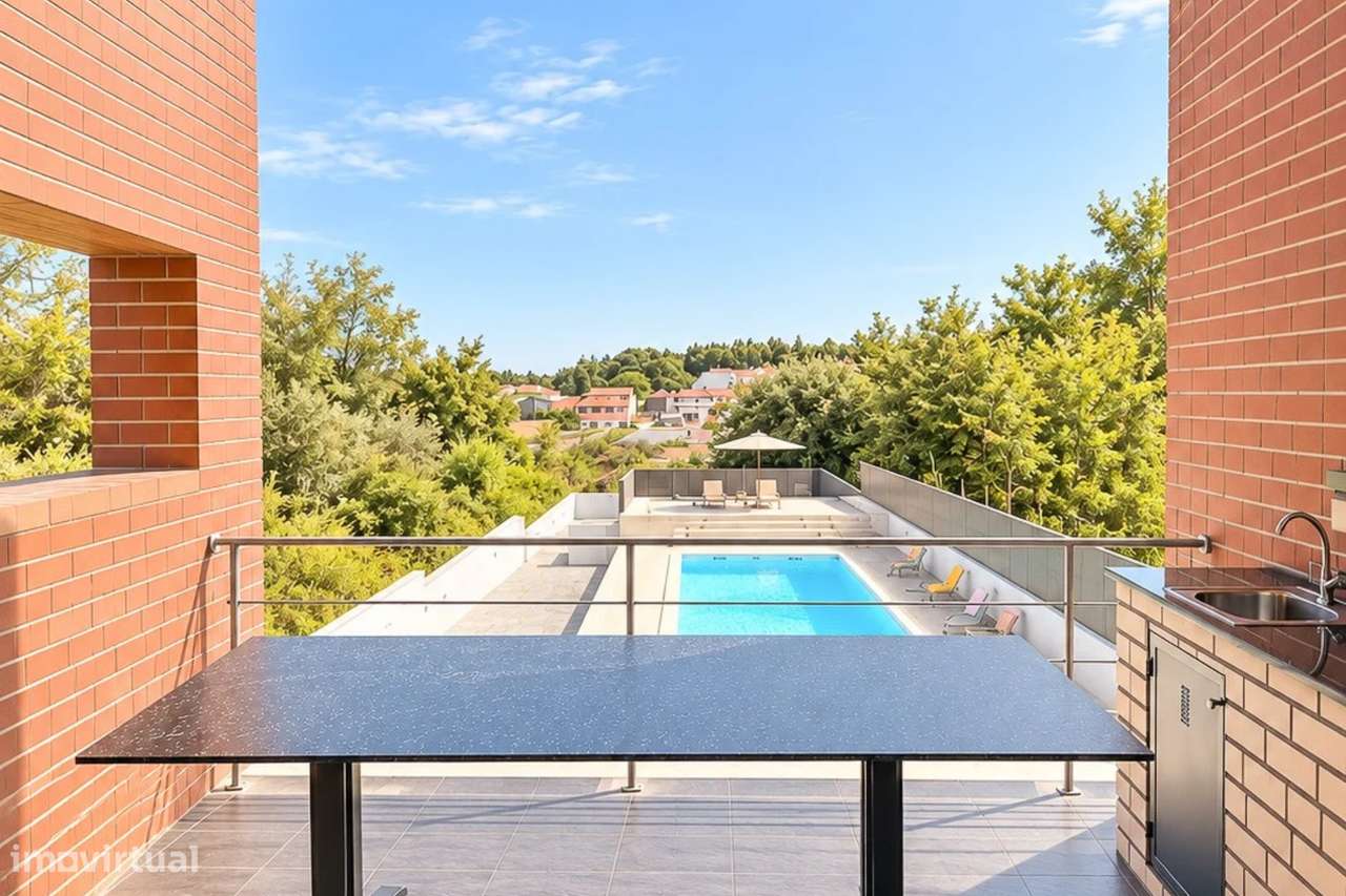 Moradia T4 com Piscina e Terreno em Oiã-17