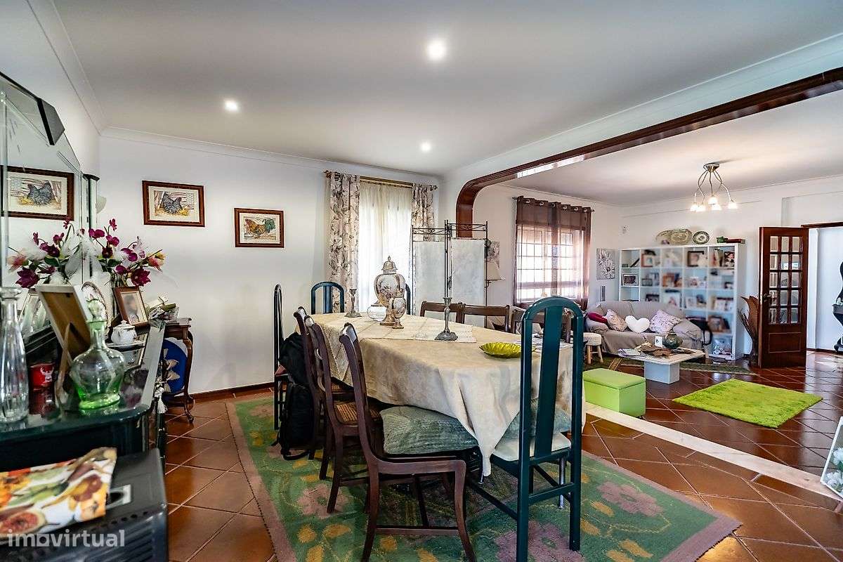 Excelente moradia T5 em localização única em Montemor-O-Velho.-28
