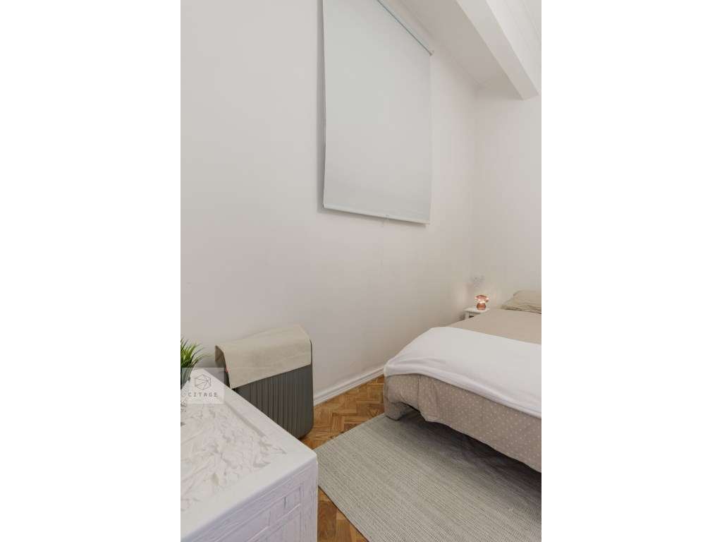 Apartamento T2 em São Domingos de Benfica-18