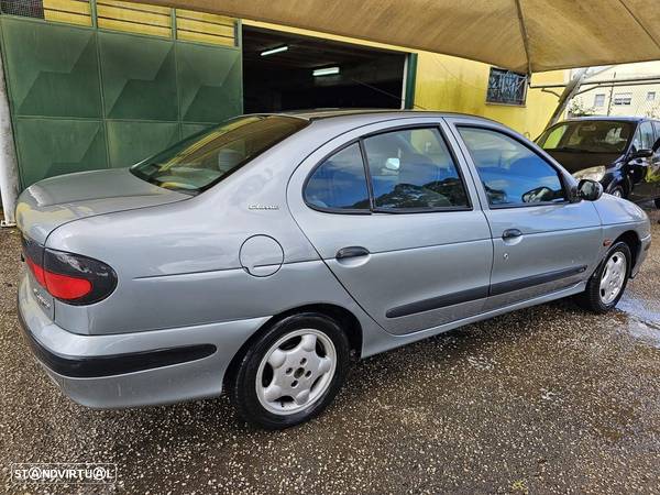 Renault Mégane 1.4 RN - 4