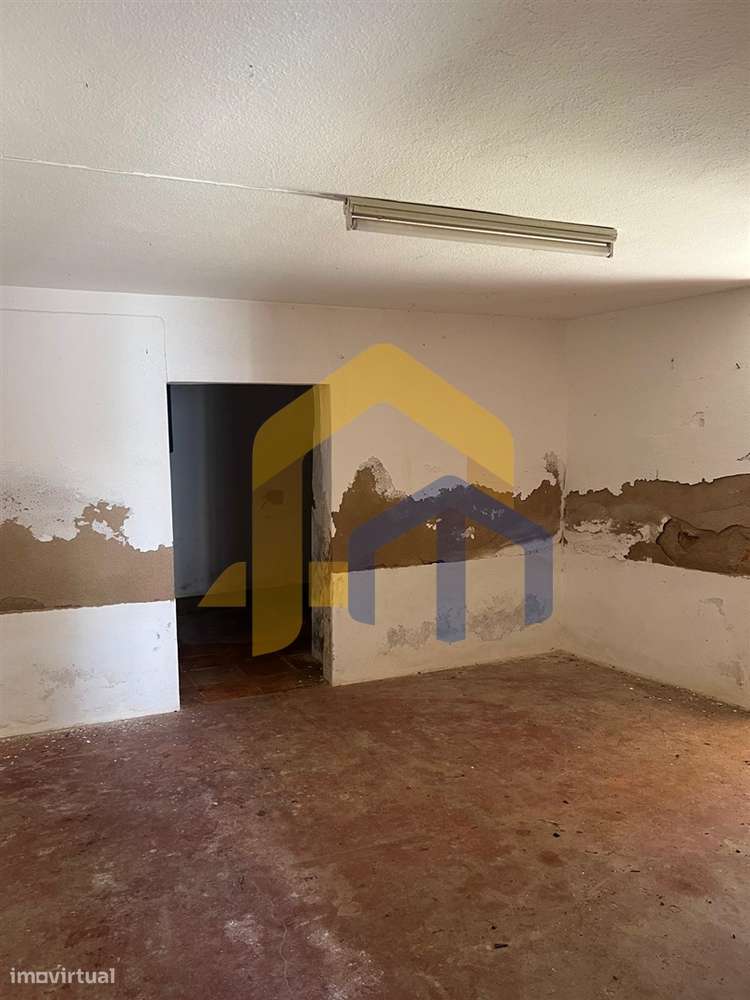 Casa de aldeia com espaço exterior em Bencatel - Grande imagem: 3/22