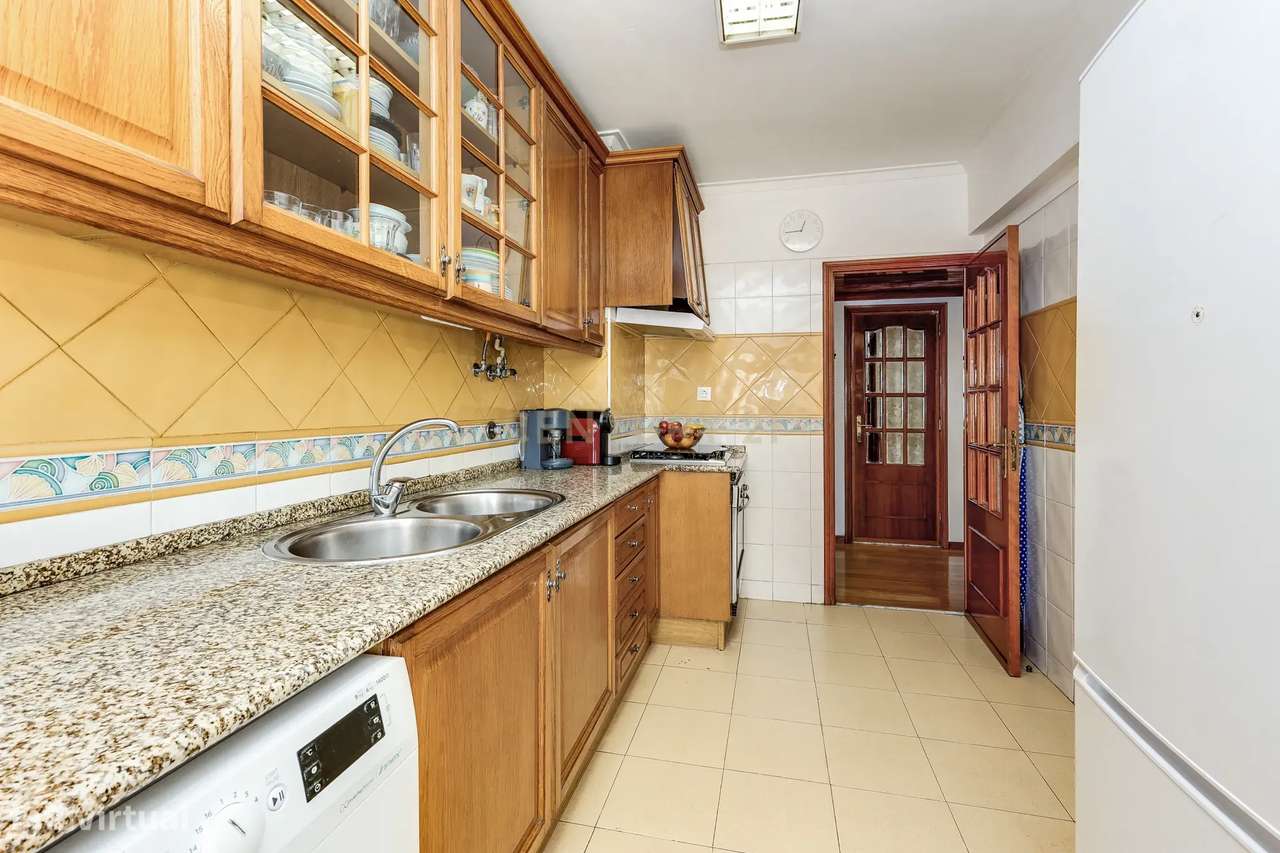 Apartamento T2 Idanha (Belas); Boas Áreas; Marquise; Arrecadação; Exce - Grande imagem: 4/20