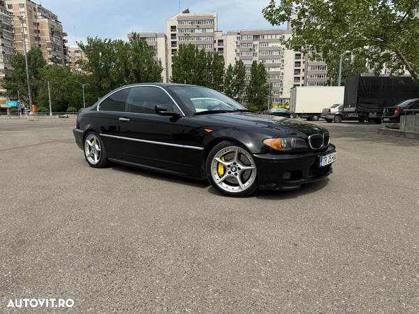 BMW Seria 3 325i - 1