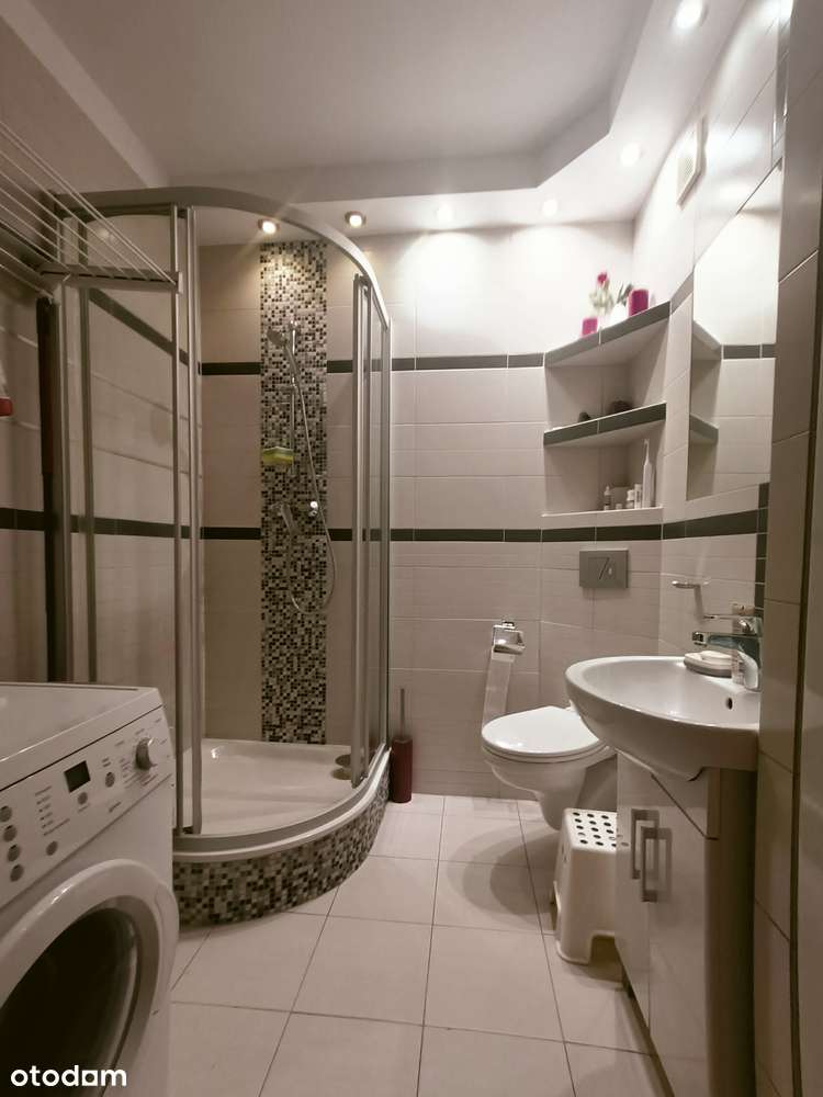 2 pokoje os.Lecha super lokalizacja 1 piętro-13