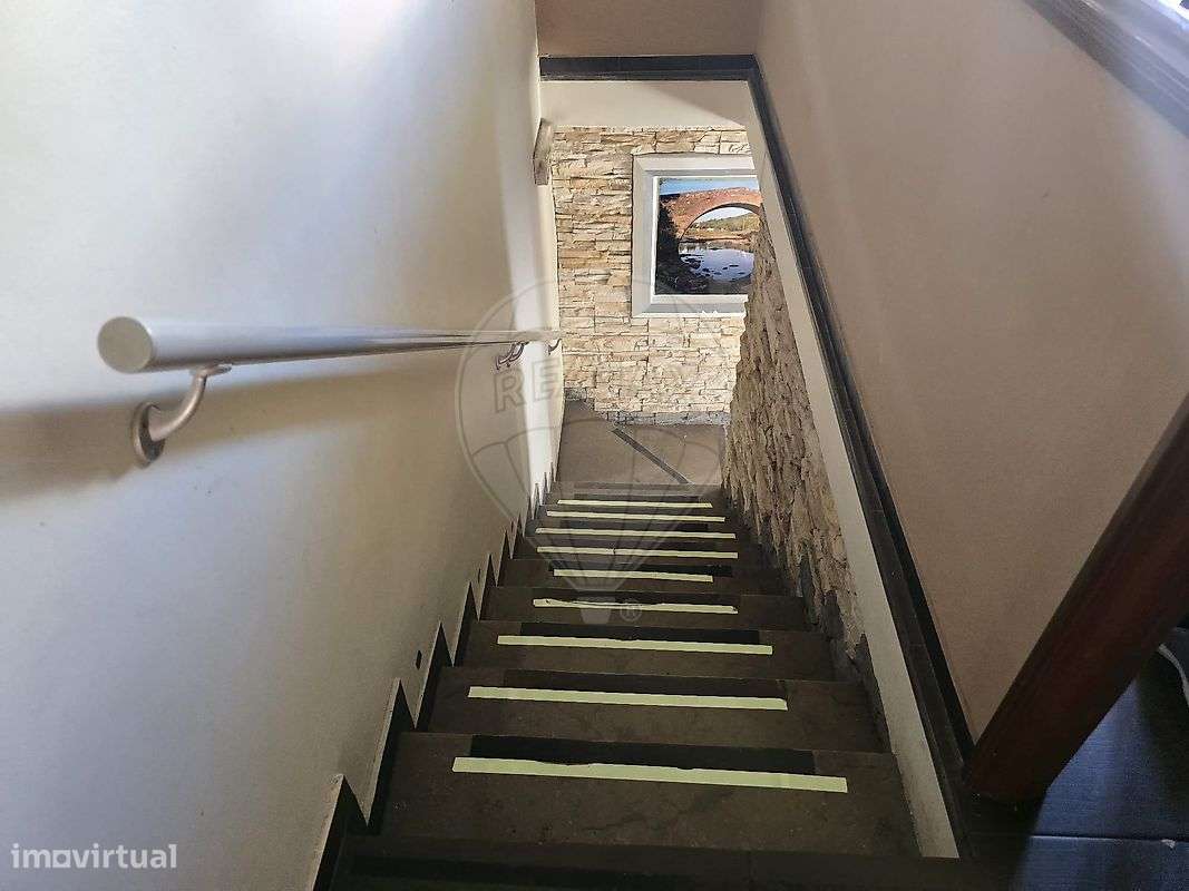 Loja  para arrendamento - Grande imagem: 4/25