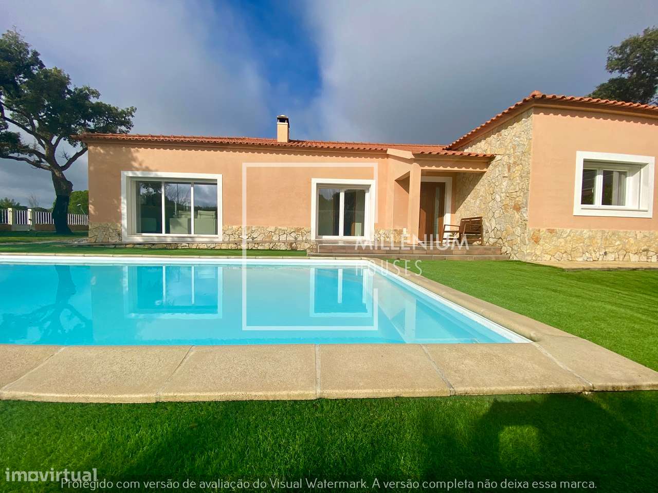 Moradia Térrea V4 com Piscina | Vila Nova de Santo Estêvão-5