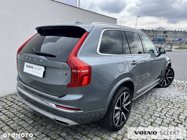 Volvo XC 90 - 7