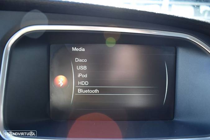 Volvo V40 1.6 D2 Momentum Powershift Eco - 33