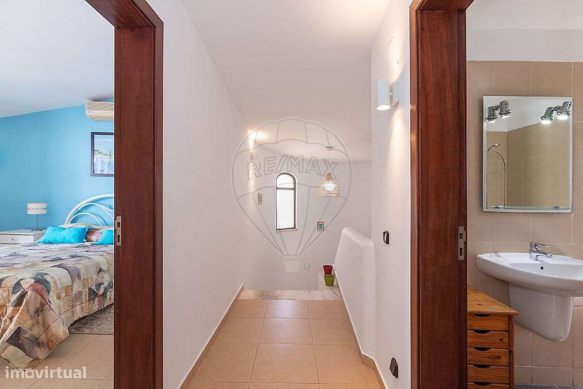 Moradia T4 para venda-26