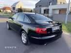 Audi A6 2.4 - 8