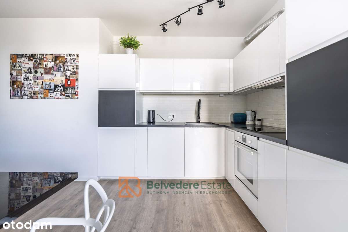 3.pok, przestronne, dwustronne, garaż, dwa balkony-1