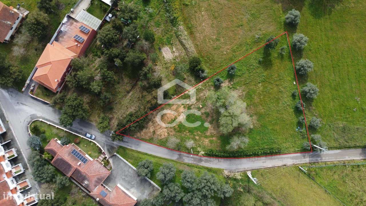 Terreno c/2440m2 e projeto aprovado para moradia isolada em Parceiros - Grande imagem: 2/24