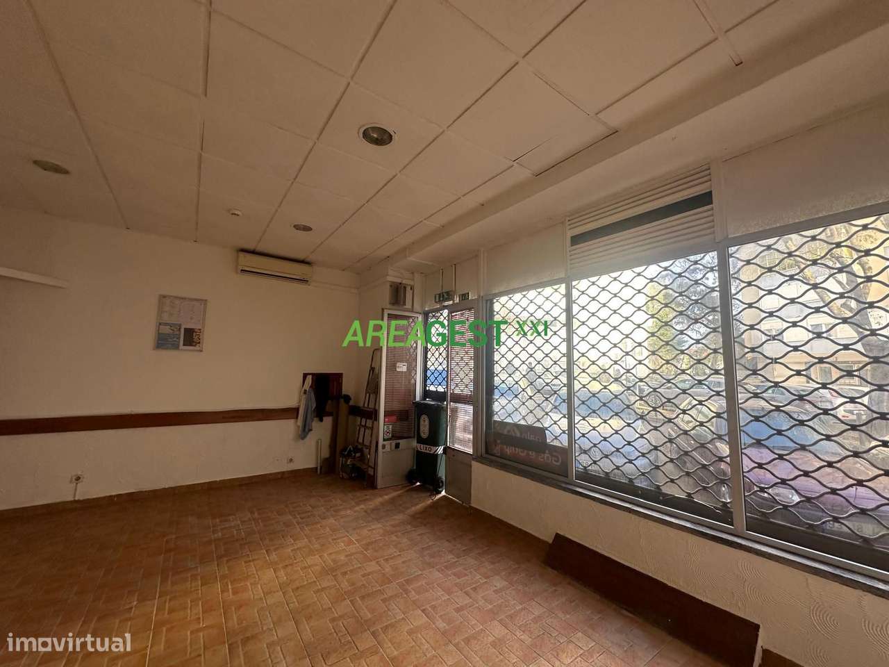 Loja para arrendamento em Benfica - Lisboa - Grande imagem: 5/13