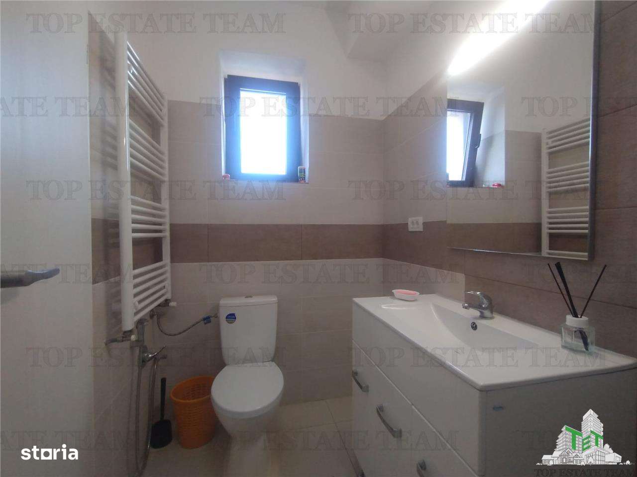 Inchiriere Penthouse 315 mp - spatiu si confort in inima cartierului B - Imagine principală: 5/12