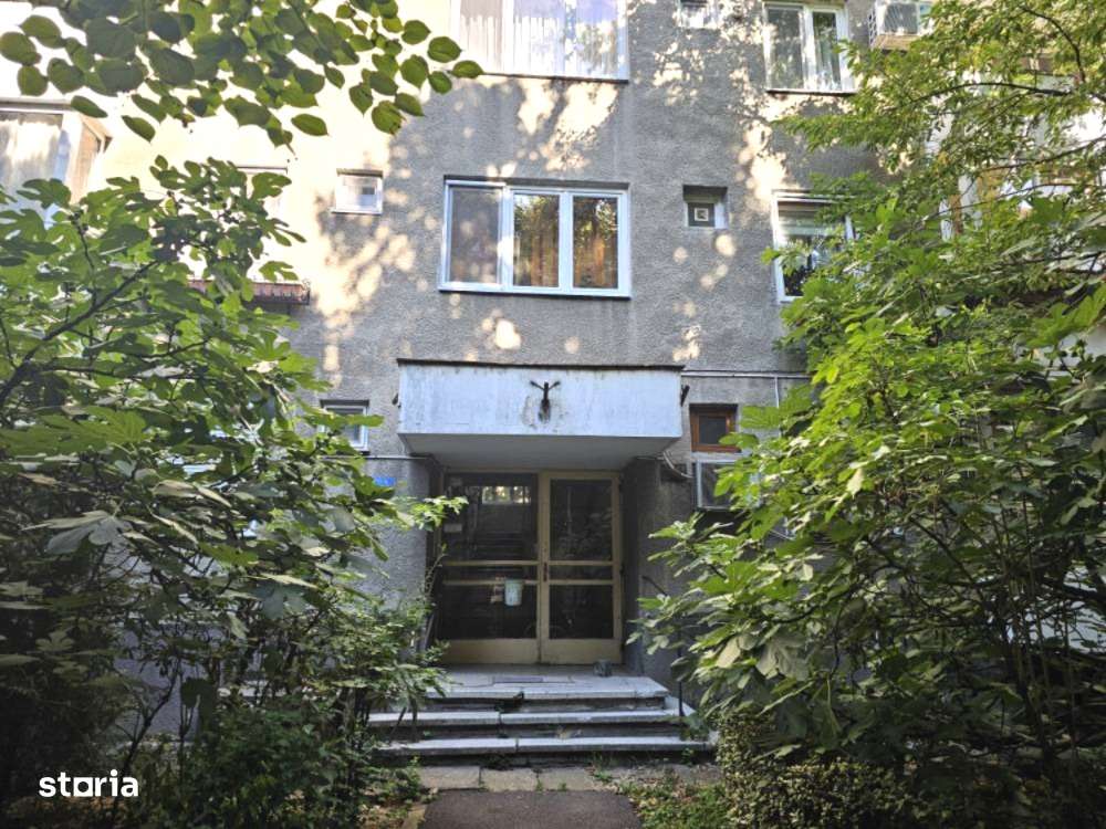 Se vinde un apartament situat în liniștitul cartier Splaiul Crișanei-17