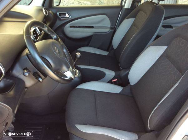 Citroën C3 Picasso 1.6 HDi Exclusive Airdream - 17