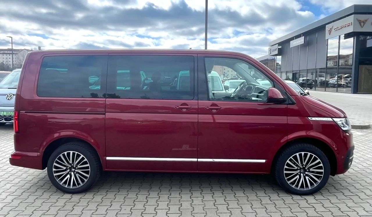 Volkswagen T6.1 Multivan / Highline / 2.0 TDI / 204 KM / DSG