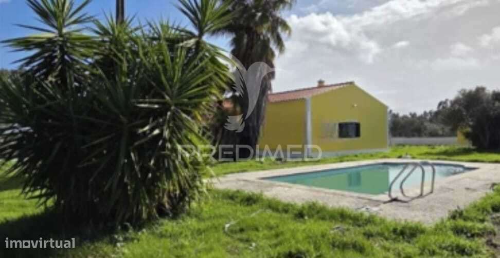 Moradia V3 com piscina em Salvaterra de Magos - Grande imagem: 3/22