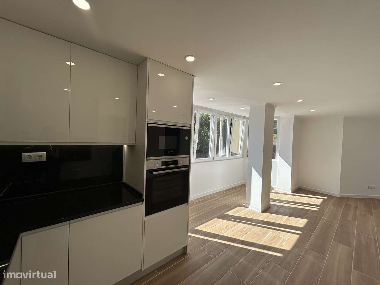 Apartamento T1, totalmente remodelado, em Forte da Casa! - Grande imagem: 5/26