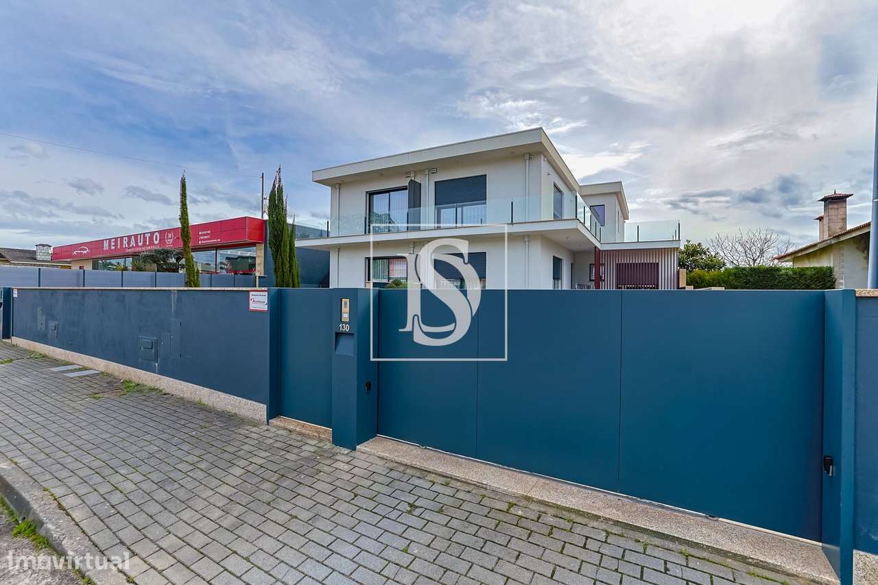 Moradia com 3 quartos e GARAGEM para 3/4 carros! - Grande imagem: 5/55