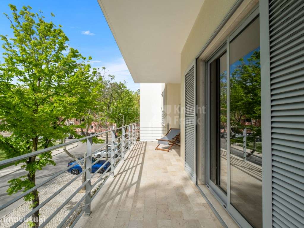 Apartamento T2 convertido em T1 na Costa da Guia, Cascais-3