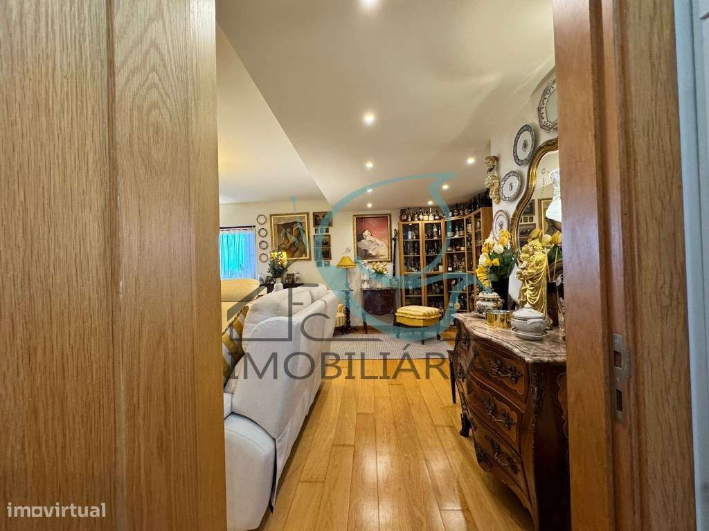 T3 de Luxo com Piso Privativo, Varandas Panorâmicas, Garagem Dupla ...-7