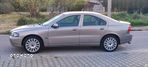 Volvo S60 2.4 Kinetic - 10