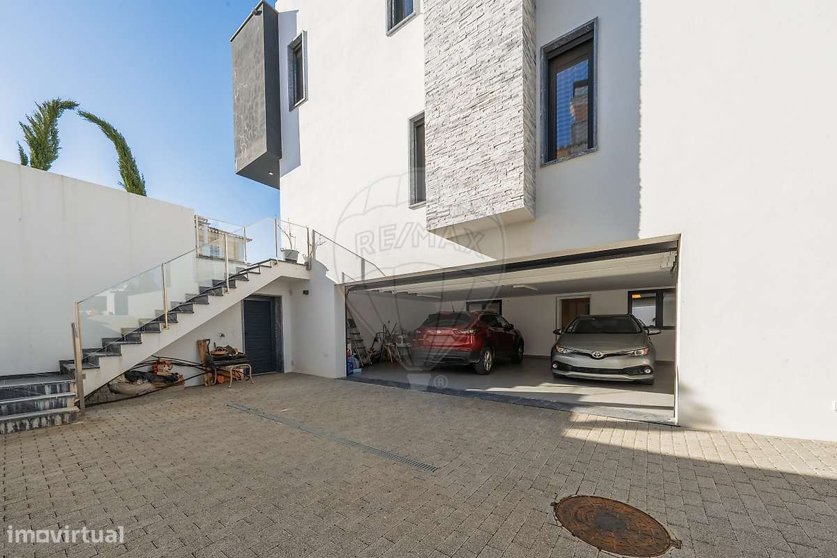 Moradia T4 para venda-28