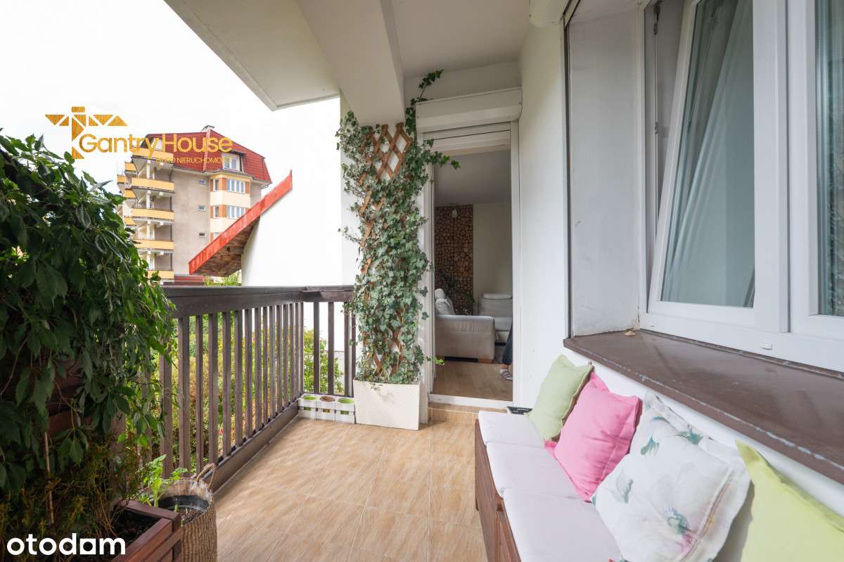 Duże mieszkanie z komórką 9,4m2 w cenie-3