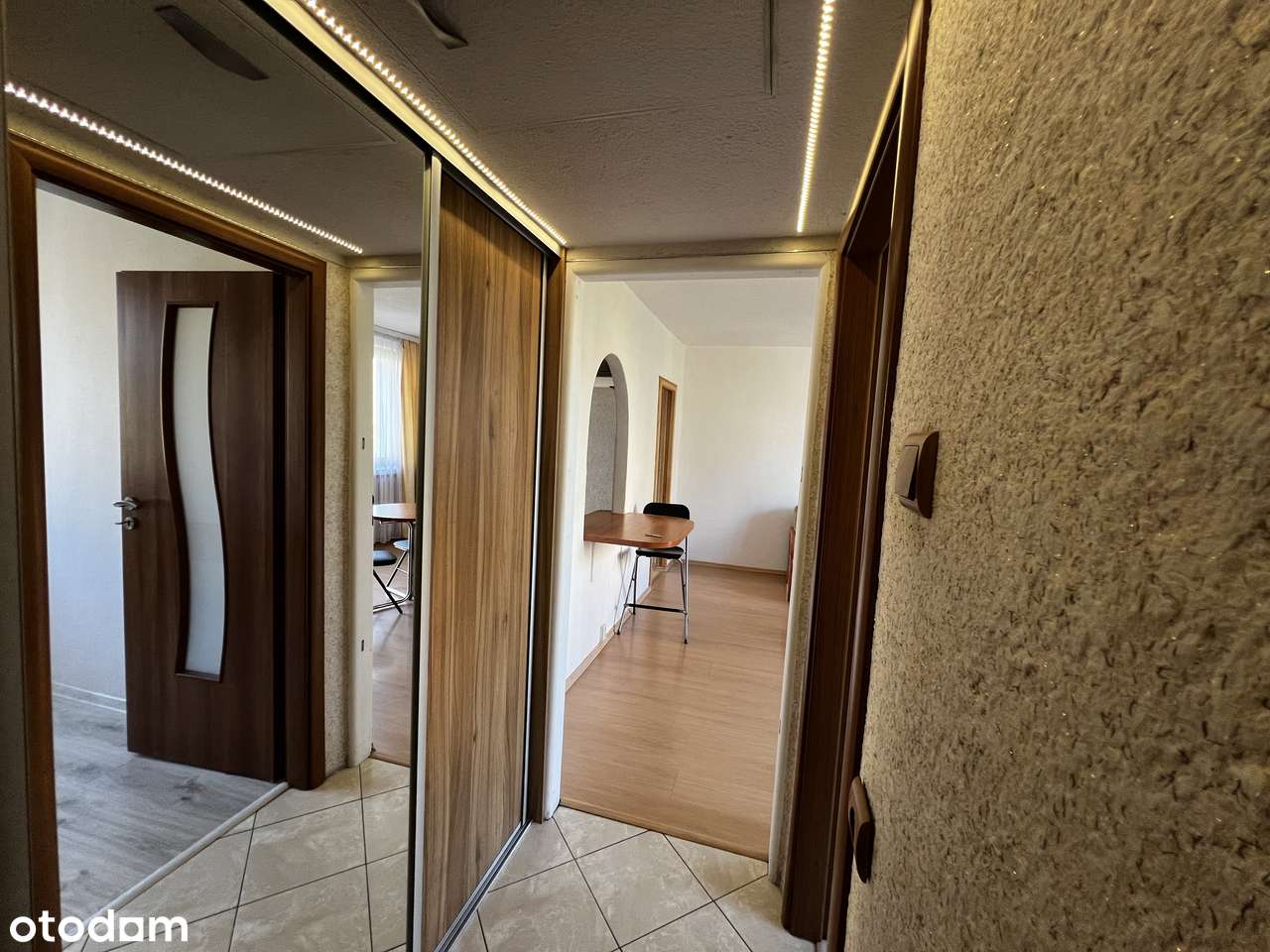 Dwustronne, jasne mieszkanie  z świetną komunikacją. Do wprowadzenia.-10