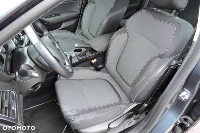 Renault Megane 1.5 Blue dCi Business - 8