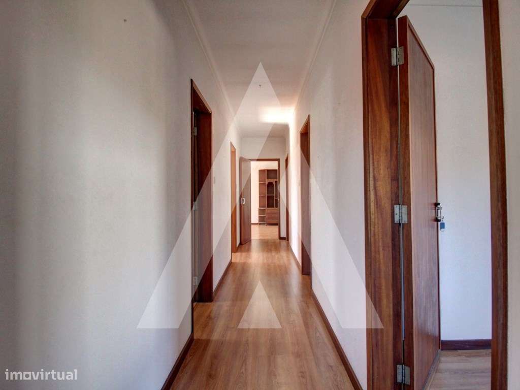 Moradia isolada em Levira-5