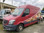 Mercedes-Benz Sprinter - 2