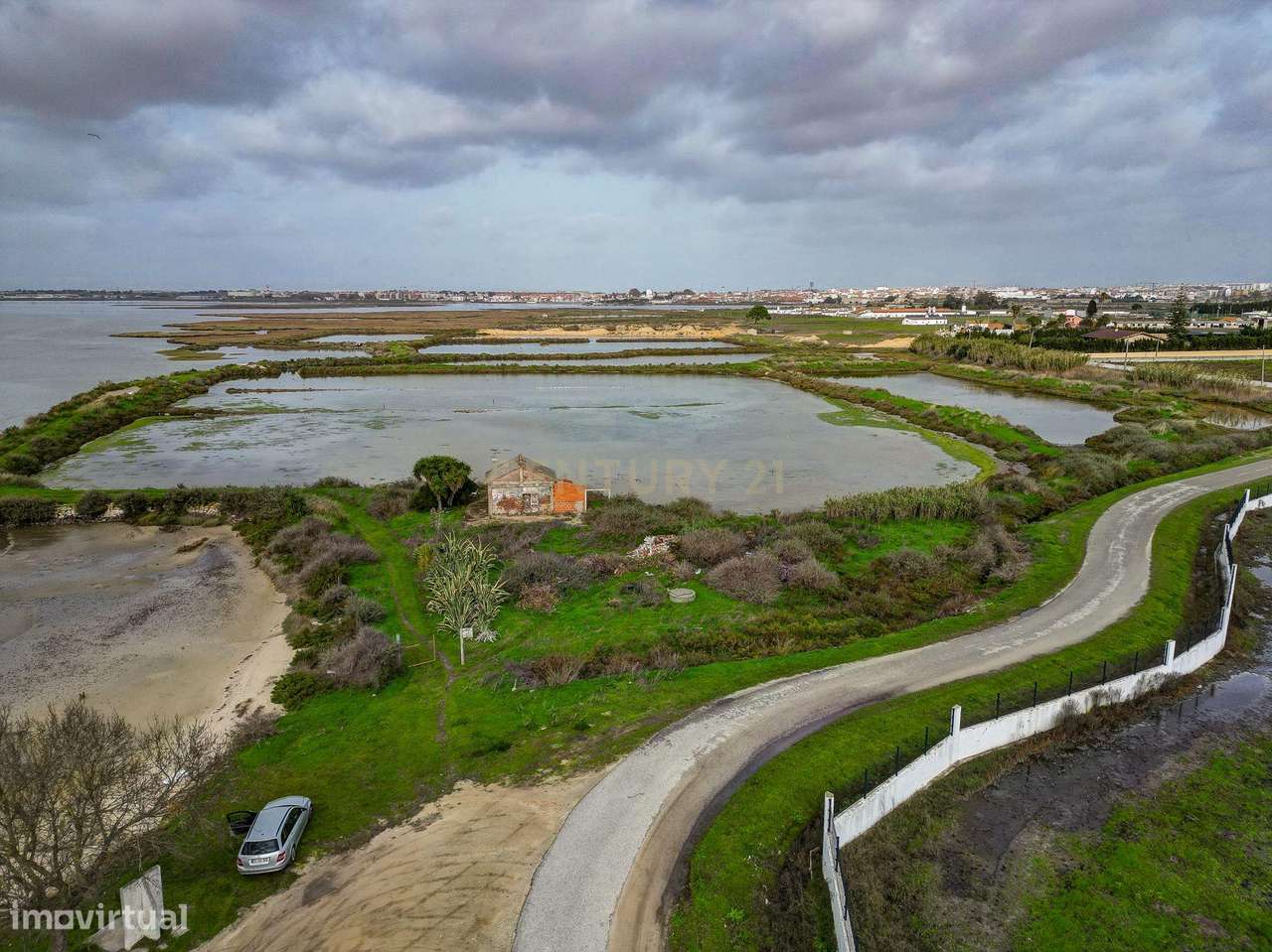 Marinha com 5 ha, destinada a piscicultura, em Sarilhos Grandes, Monti-24