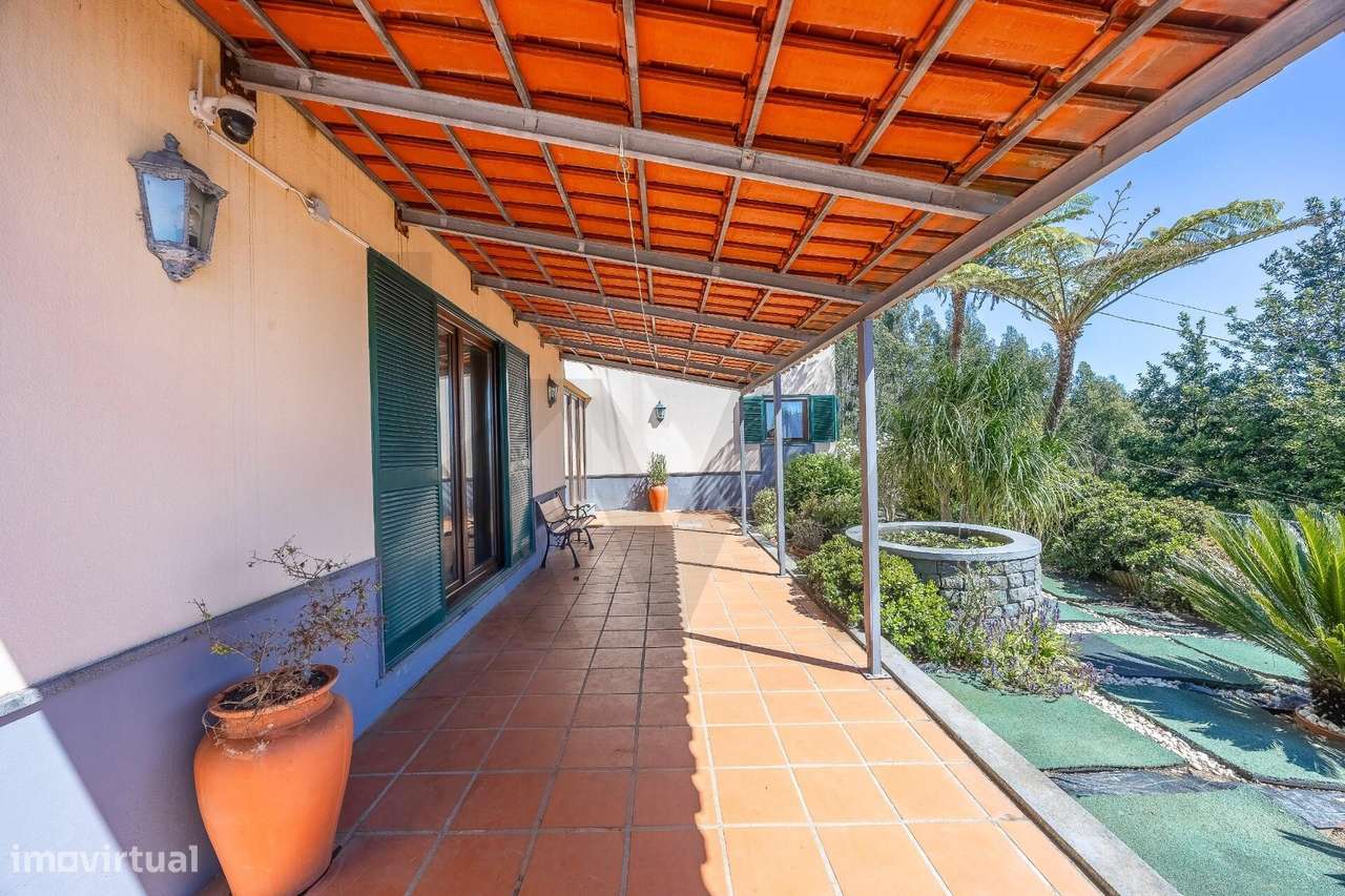 Moradia T3 com jacuzzi e barbecue na Camacha-38
