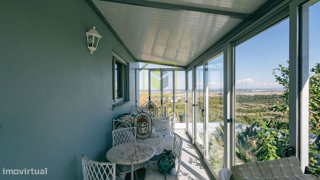 Moradia T4 com vistas deslumbrantes-7