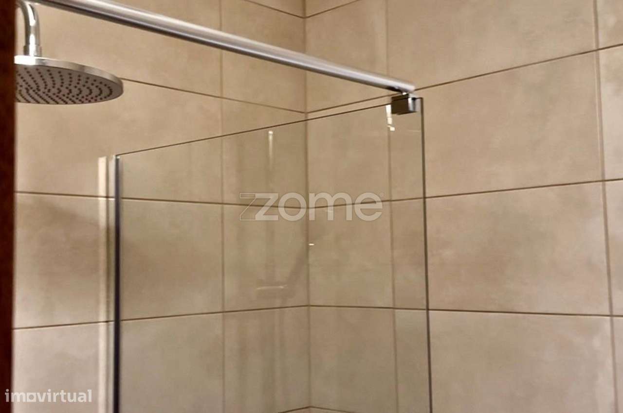 MORADIA T2 TOTALMENTE RENOVADA-8