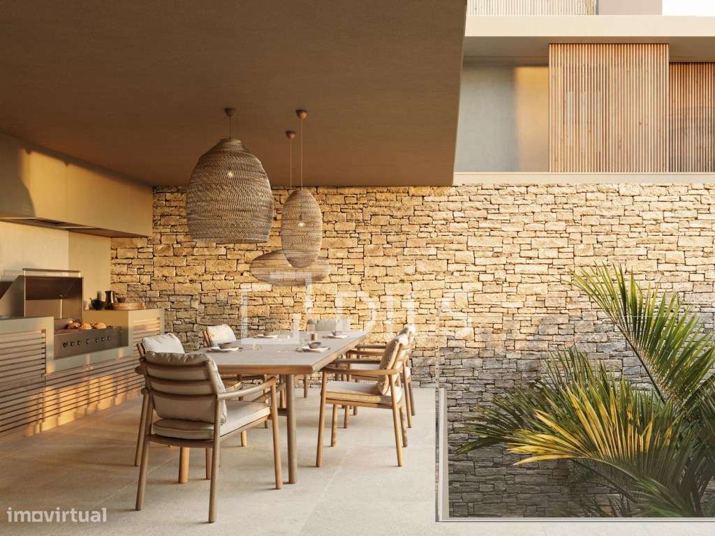 Moradia T4+1 com jardim e piscina privativa em Alcabideche - Grande imagem: 2/35