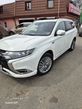 Mitsubishi Outlander - 33