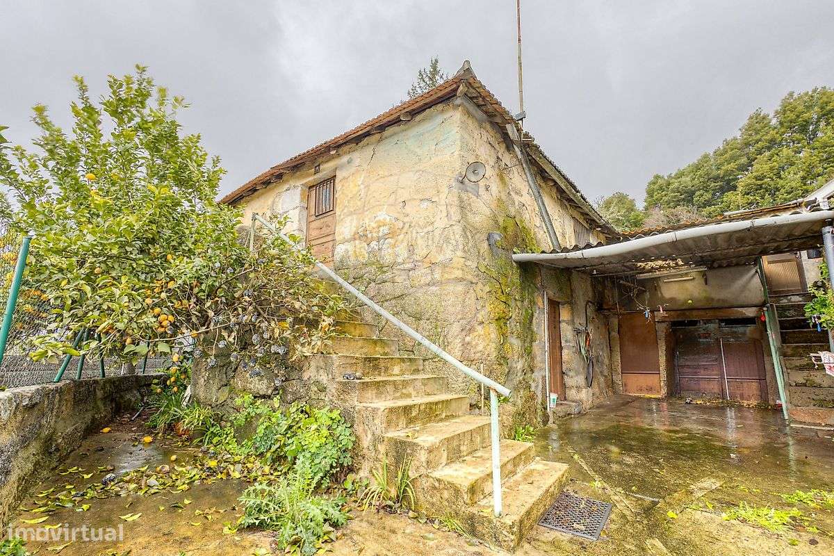 Moradia T2 para venda-15