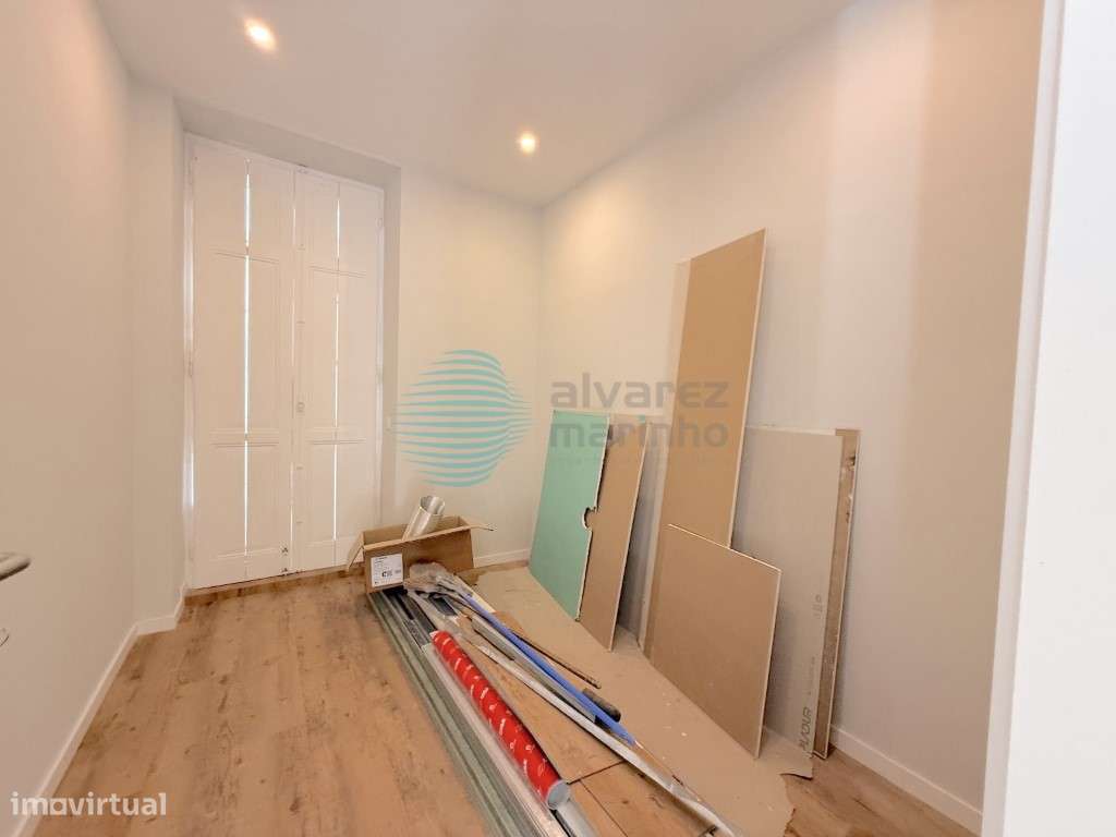 Apartamento T1, muito bem localizado, com todos os serviços por perto - Grande imagem: 4/16